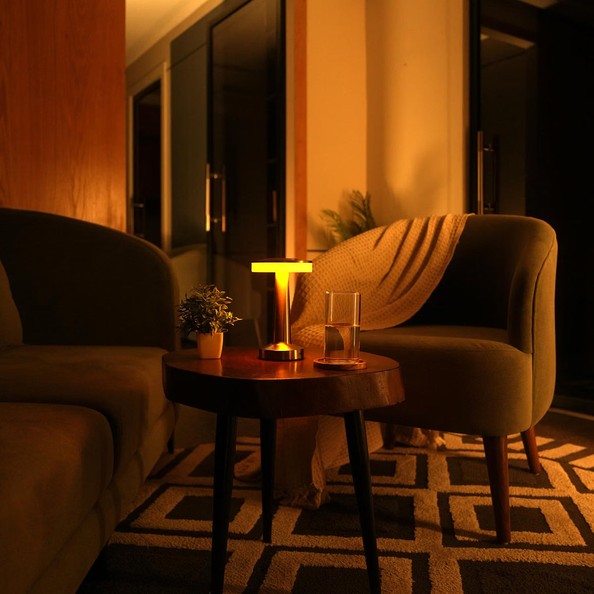 AwesureDecor® Rechargeable Touch LED Lamp